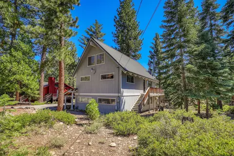 627 Pretoria Rd, Carnelian Bay, CA 96140