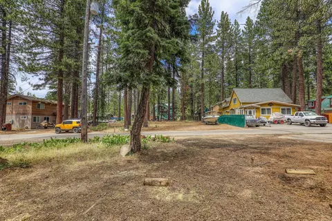 8324 Golden Ave, Kings Beach, CA 96143