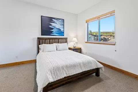 11643 Mcclintock Loop # 1, Truckee, CA 96161 photo 10