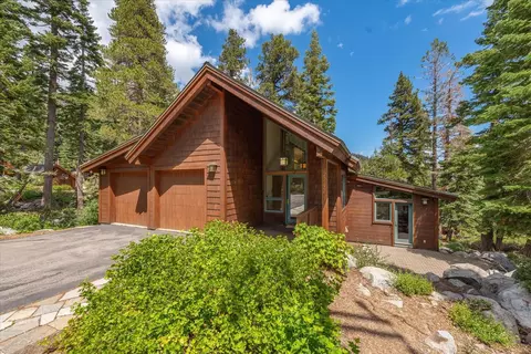 2247 Bear Falls Ln, Alpine Meadows, CA 96146