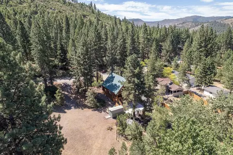 625 Bear Valley Rd, Loyalton, CA 96118 photo 3