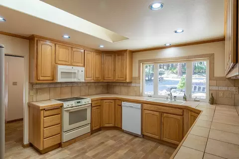 99 Catfish Ln, Calpine, CA 96124 photo 12