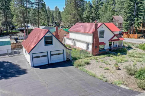 11083 Tahoe Dr, Truckee, CA 96161