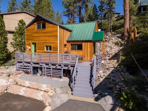 16232 Old Highway Dr, Truckee, CA 96161