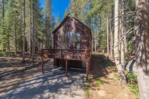5341 Tamarack Way, Soda Springs, CA 95728