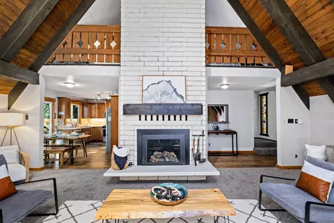 11229 Sitzmark Way, Truckee, CA 96161