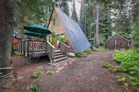 16531 Fawn St, Truckee, CA 96160