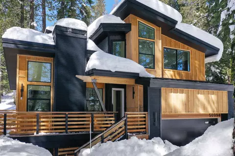 50994 Jeffery Pine Dr, Soda Springs, CA 95728