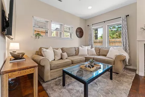 10222 Fall Ct, Truckee, CA 96161 photo 5