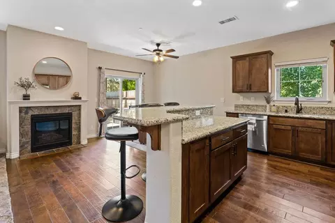 10222 Fall Ct, Truckee, CA 96161 photo 3