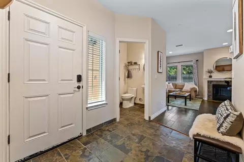 10222 Fall Ct, Truckee, CA 96161 photo 12