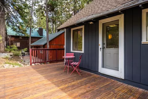 14320 Reed Ave, Truckee, CA 96161 photo 6