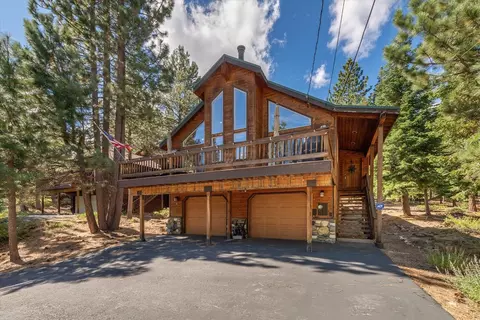 12774 Peregrine Dr, Truckee, CA 96161