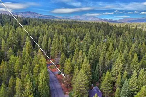 11655 Zermatt Dr, Truckee, CA 96161
