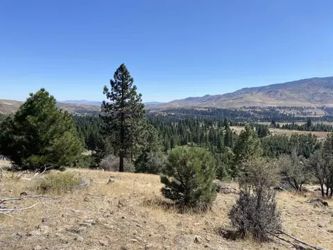 915 Sunrise Creek Rd, Verdi, CA 96111
