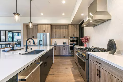10244 Modane Pl, Truckee, CA 96161 photo 10