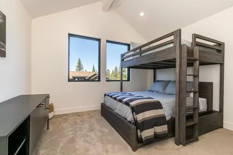 10244 Modane Pl, Truckee, CA 96161 photo 18