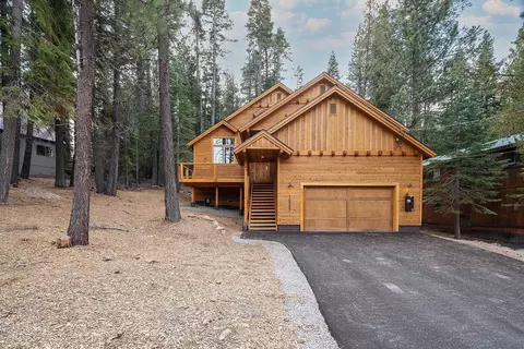 10587 Mougle Ln, Truckee, CA 96161