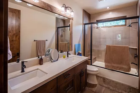 13170 Hillside Dr, Truckee, CA 96161 photo 18