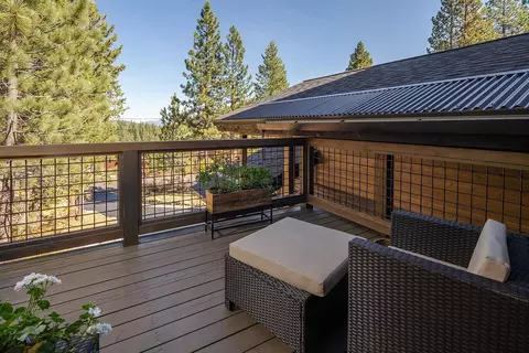 13170 Hillside Dr, Truckee, CA 96161 photo 9