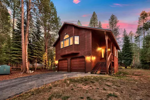 10375 Lenelle Ln, Truckee, CA 96161