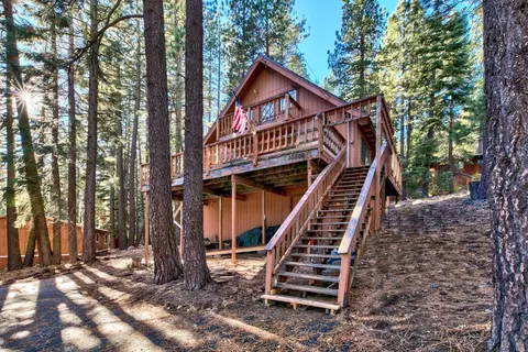 10506 Northwoods Blvd, Truckee, CA 96161