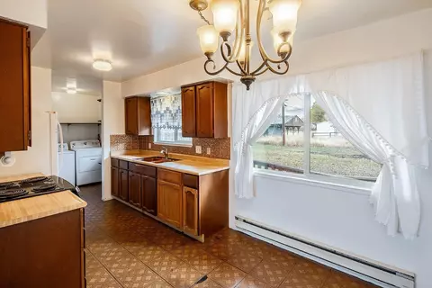 201 Taylor Ave, Loyalton, CA 96118 photo 8