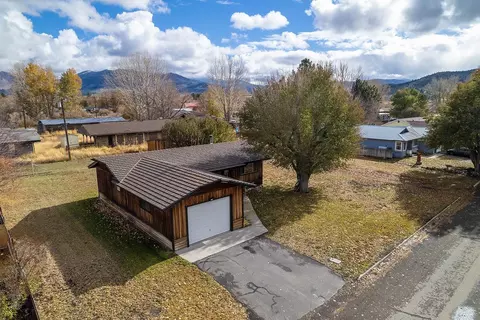 201 Taylor Ave, Loyalton, CA 96118