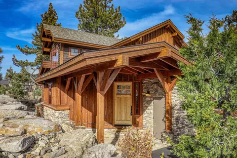 10236 Valmont Trl, Truckee, CA 96161