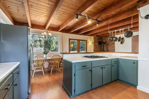 10115 Vista Ave, Truckee, CA 96161