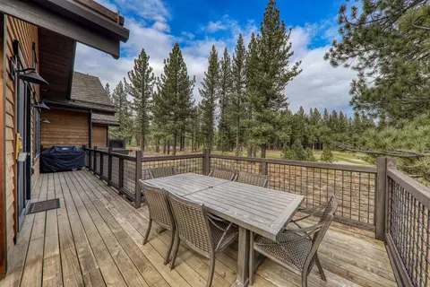 10235 Annies Loop, Truckee, CA 96161 photo 11