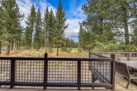 10235 Annies Loop, Truckee, CA 96161 photo 10