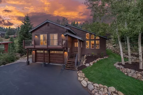 11614 Rhineland Ave, Truckee, CA 96161