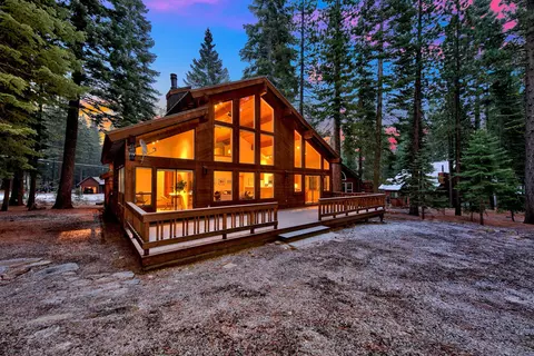 12308 Greenleaf Way, Truckee, CA 96161