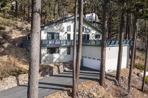 12726 Richards Blvd, Truckee, CA 96161