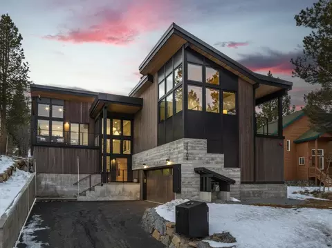 13104 Stockholm Way, Truckee, CA 96161