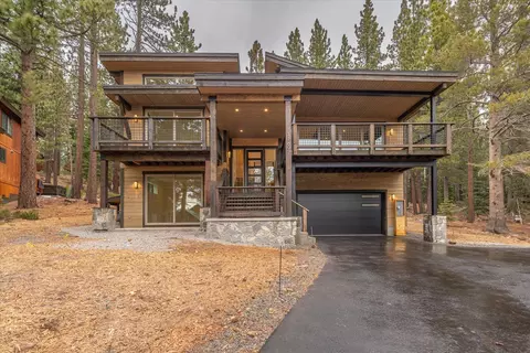 11697 Bennett Flat Rd, Truckee, CA 96161