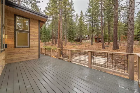 11697 Bennett Flat Rd, Truckee, CA 96161 photo 6