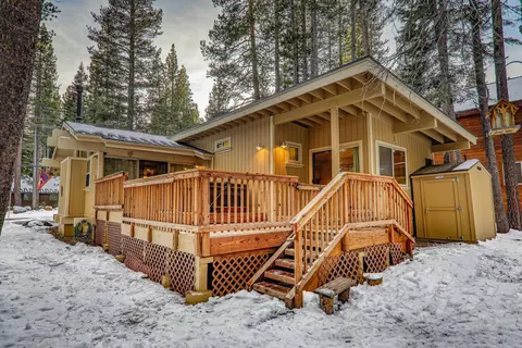12588 Bernese Ln, Truckee, CA 96161