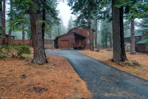 14889 Cavalier Rise, Truckee, CA 96161