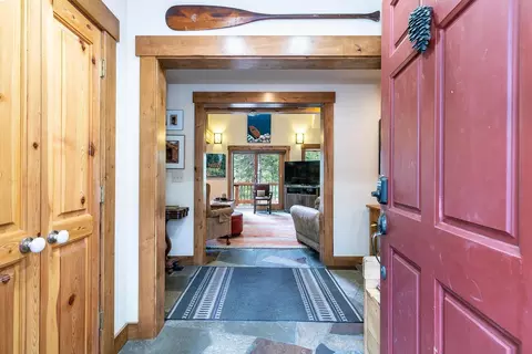 443 Lodgepole, Truckee, CA 96161 photo 2