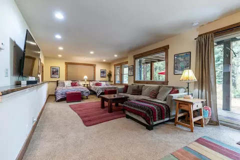 443 Lodgepole, Truckee, CA 96161 photo 16