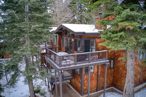 1877 N Lake Blvd # 83, Tahoe City, CA 96145