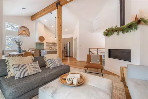 15482 Donner Pass Rd # 19, Truckee, CA 96161
