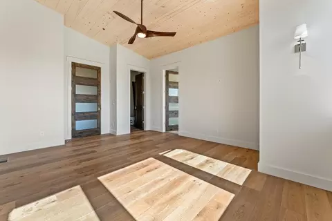 11668 Mcclintock Loop, Truckee, CA 96161 photo 11
