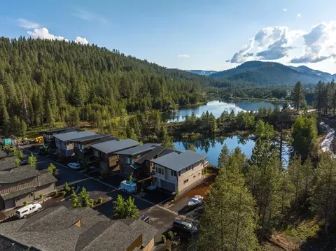 11668 Mcclintock Loop, Truckee, CA 96161 photo 18