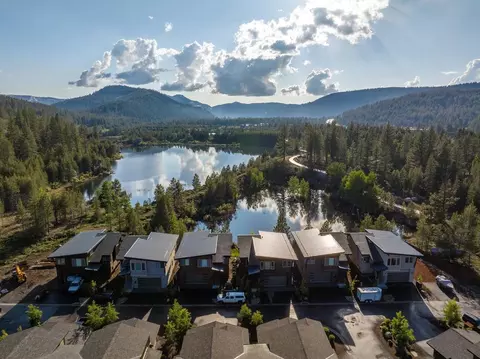 11668 Mcclintock Loop, Truckee, CA 96161 photo 19