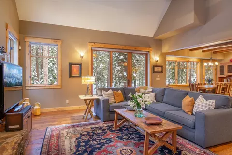 13200 Skiview Loop, Truckee, CA 96161 photo 3