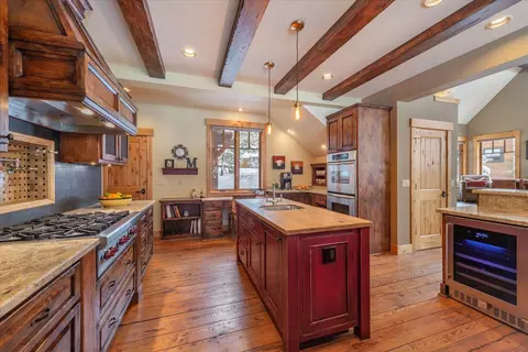 13200 Skiview Loop, Truckee, CA 96161 photo 6