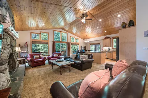 11524 Norse Ave, Truckee, CA 96161